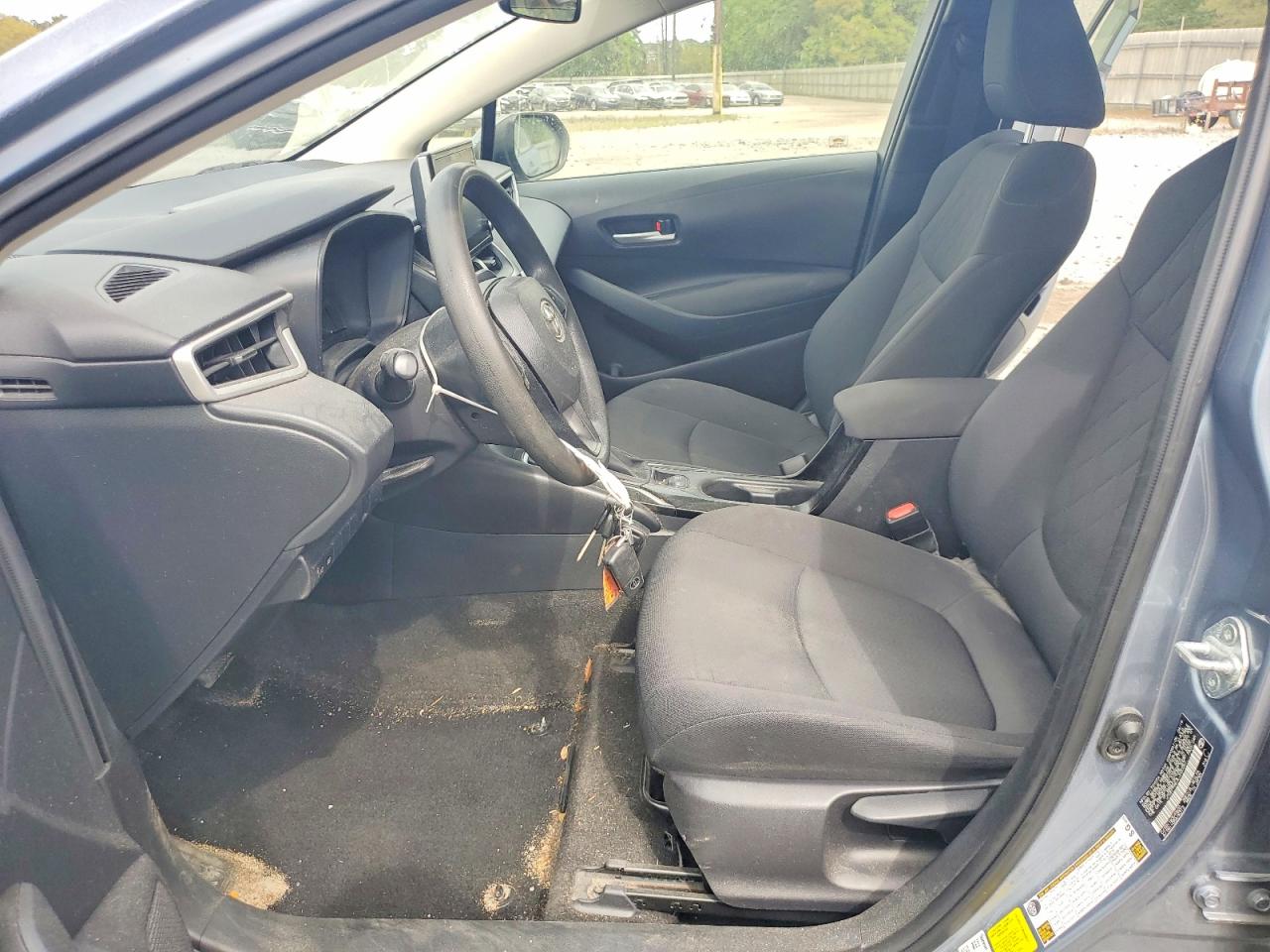 2020 TOYOTA COROLLA LE photo 19