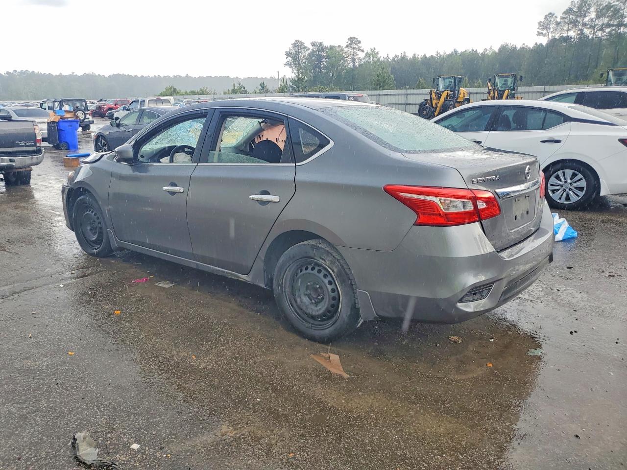 2019 NISSAN SENTRA S photo 3