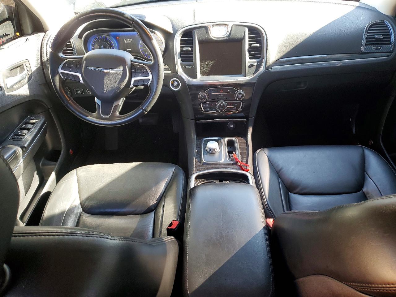 2016 CHRYSLER 300 LIMITED photo 15