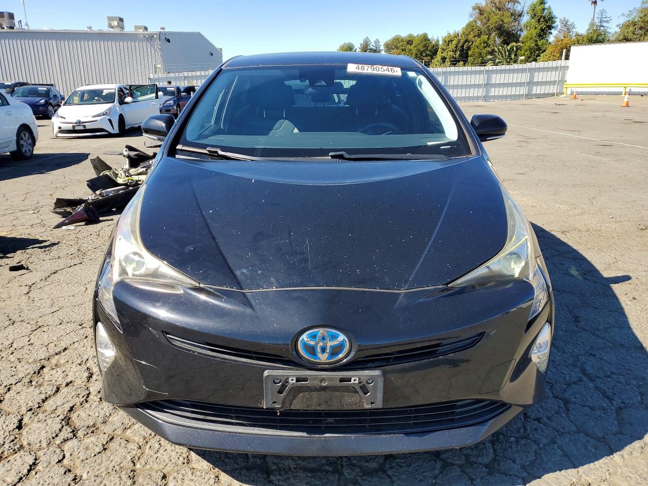 2017 TOYOTA PRIUS THREE TOURING photo 13