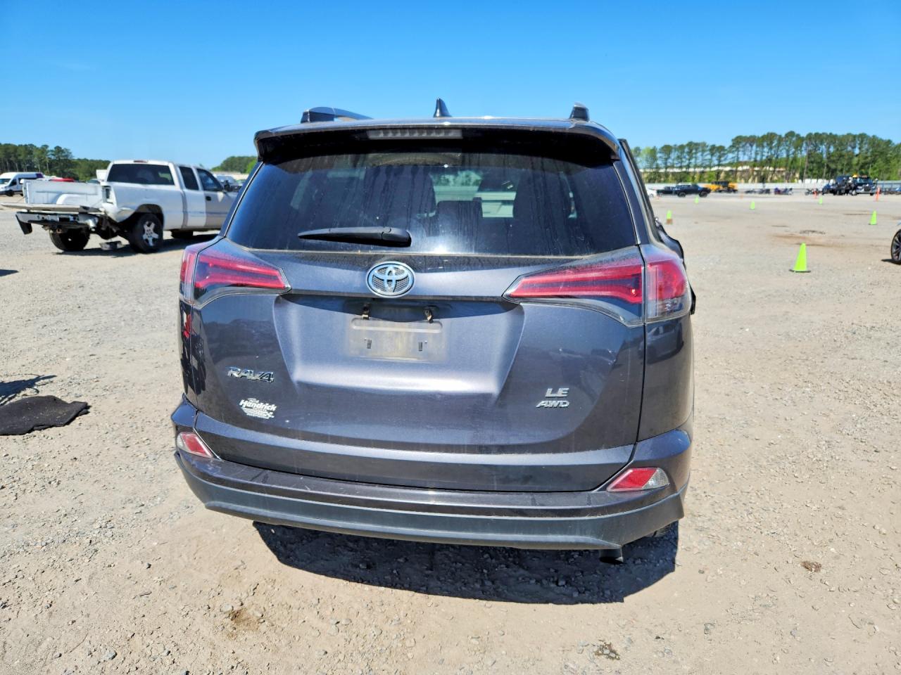 2016 TOYOTA RAV4 LE photo 16