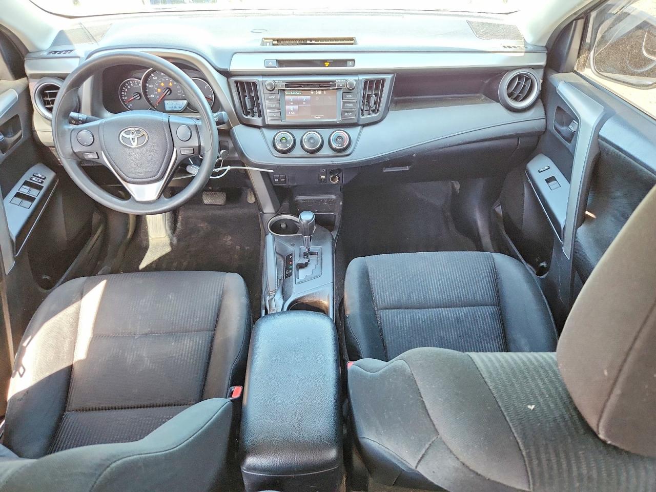 2016 TOYOTA RAV4 LE photo 22