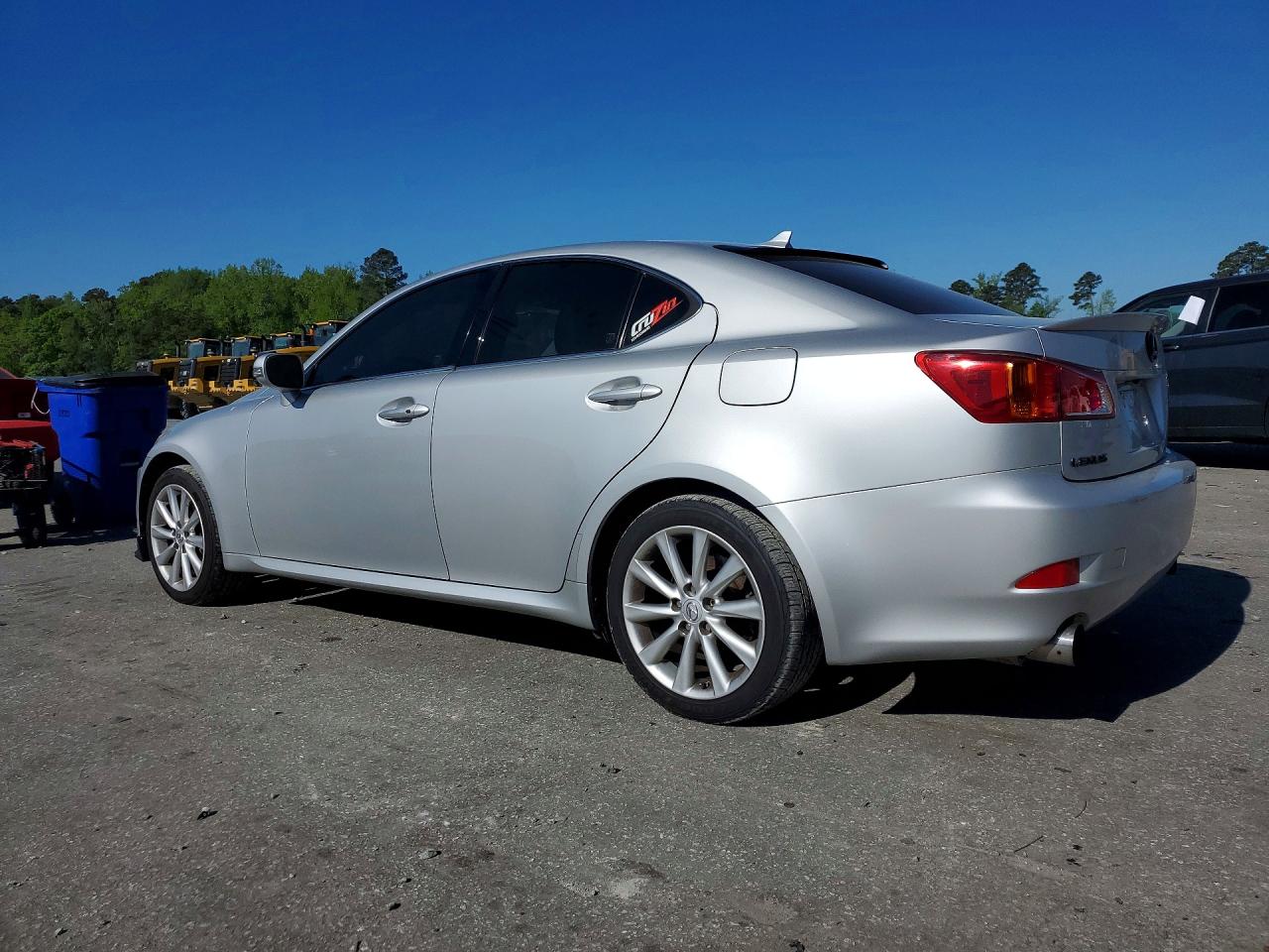 2010 LEXUS IS photo 4