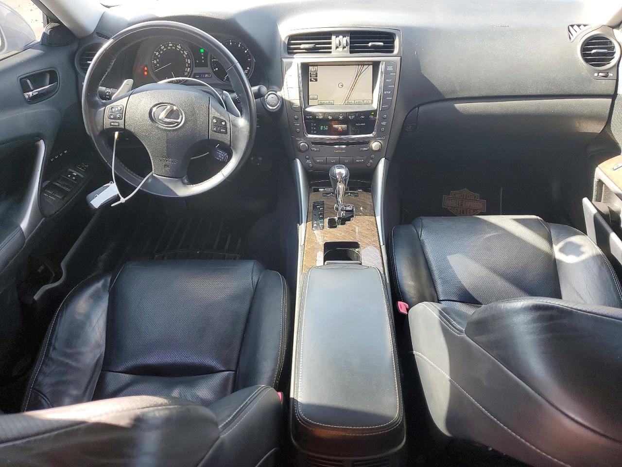 2010 LEXUS IS photo 22