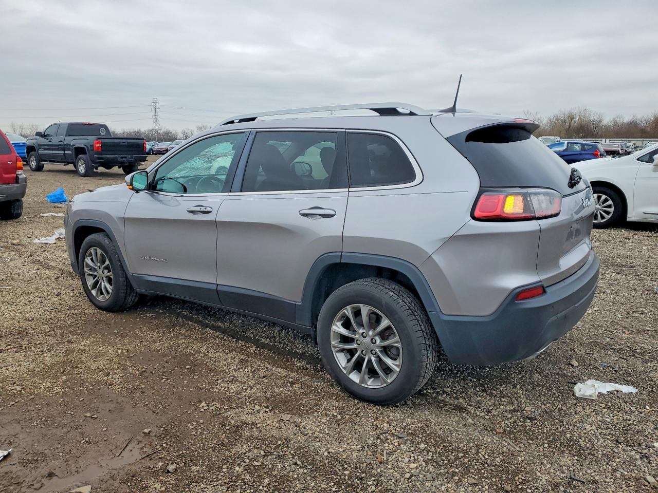 2019 JEEP CHEROKEE LATITUDE PLUS photo 4