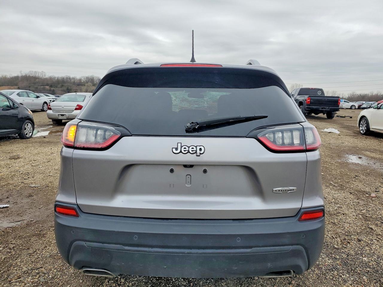 2019 JEEP CHEROKEE LATITUDE PLUS photo 16