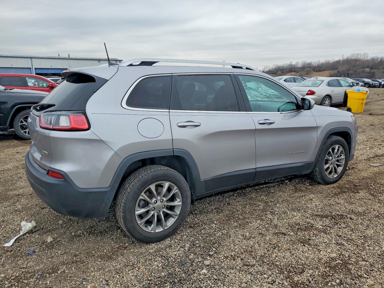 2019 JEEP CHEROKEE LATITUDE PLUS photo 7