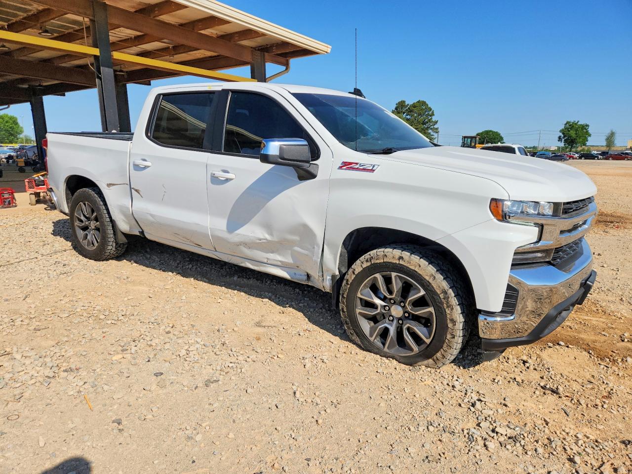 2021 CHEVROLET SILVERADO K1500 LT photo 10