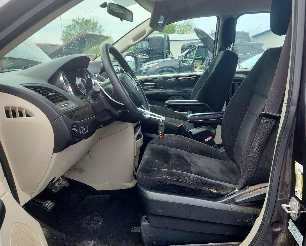 2015 DODGE GRAND CARAVAN SE photo 7