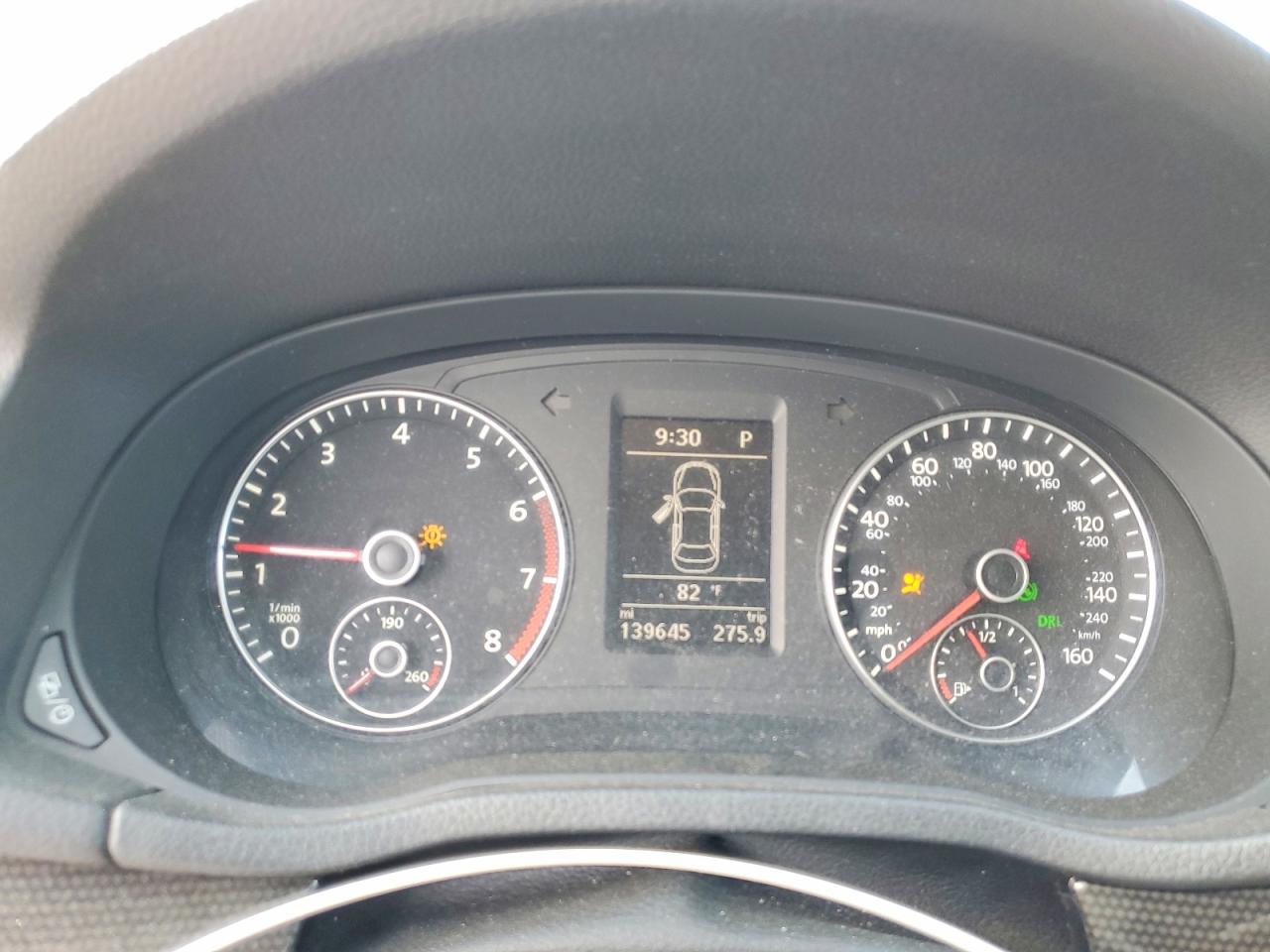 2015 VOLKSWAGEN PASSAT SE photo 17