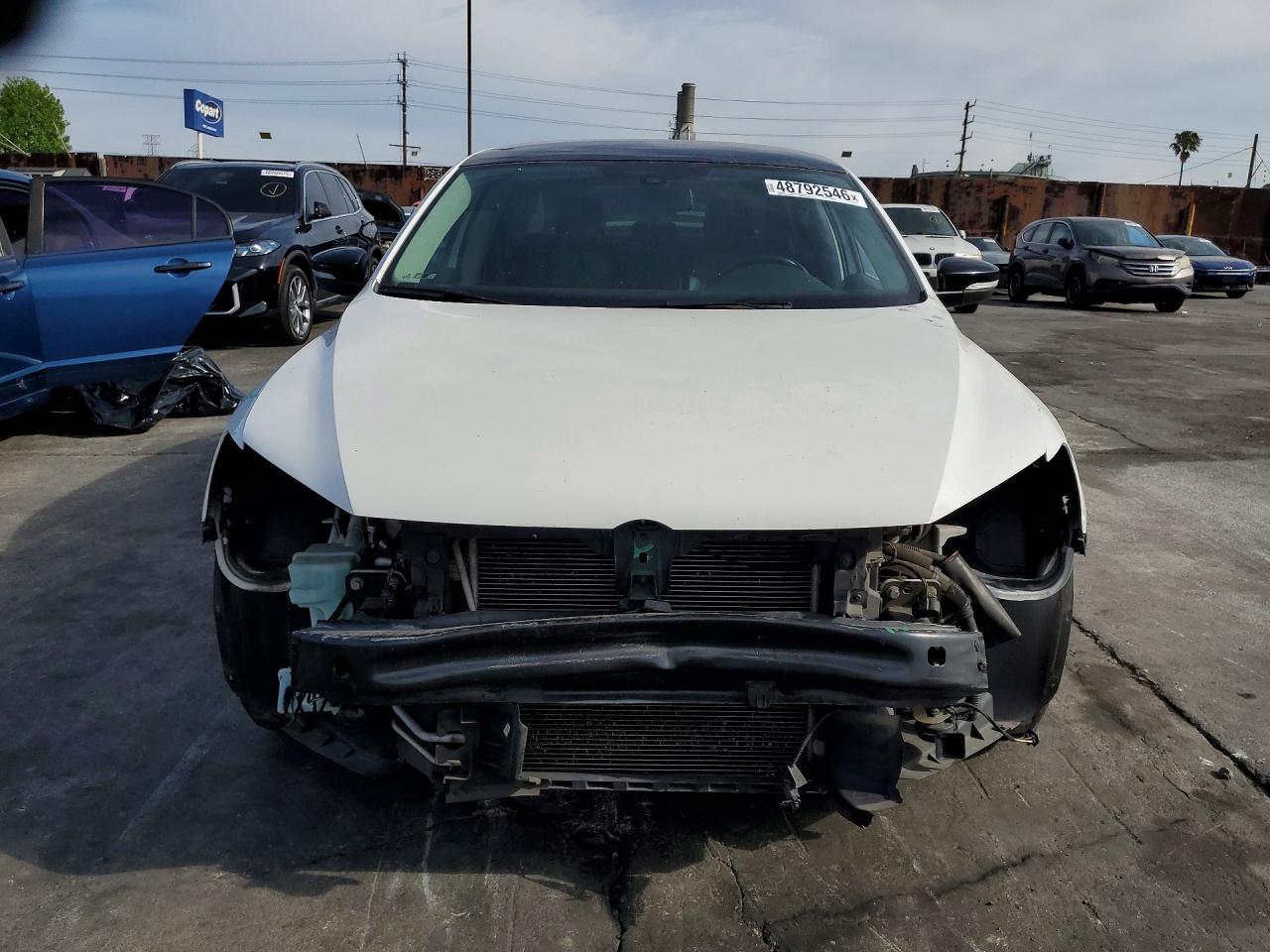 2015 VOLKSWAGEN PASSAT SE photo 9