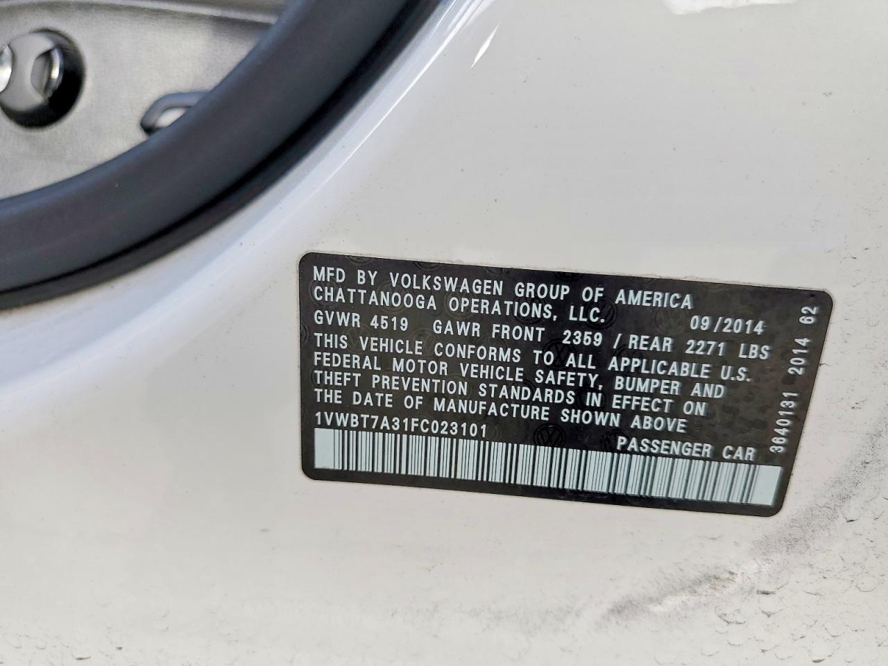 2015 VOLKSWAGEN PASSAT SE photo 25