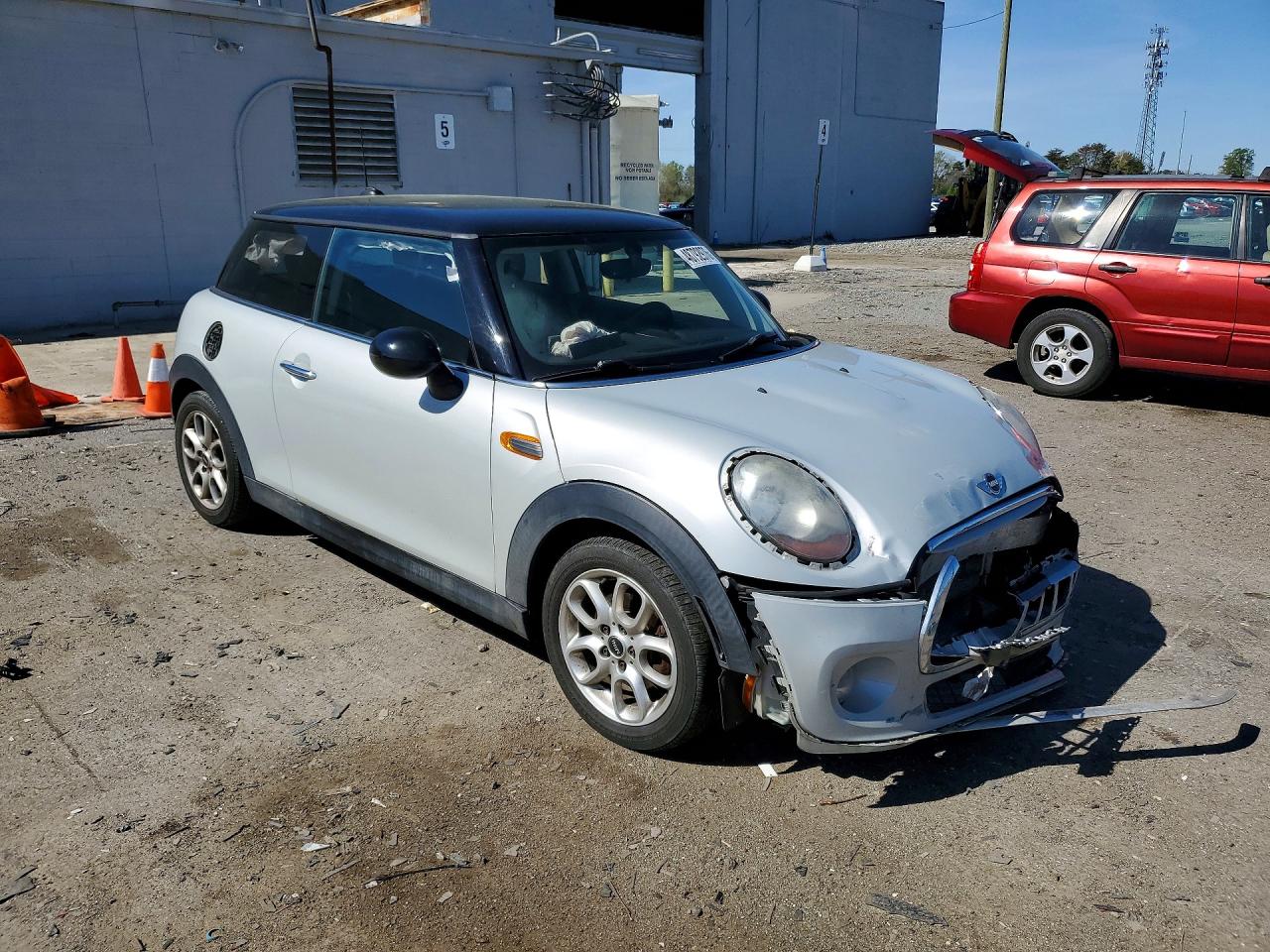2014 MINI COOPER photo 7