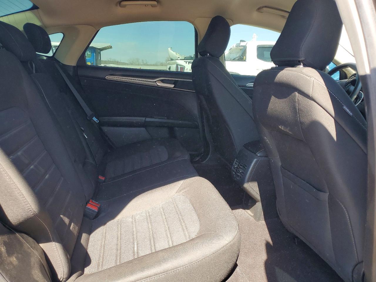2020 FORD FUSION SE photo 10