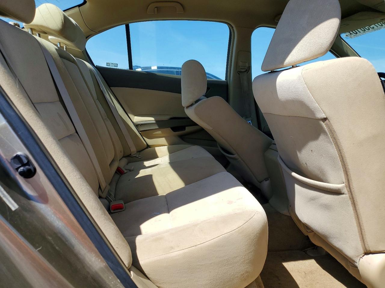2009 HONDA ACCORD LX photo 28