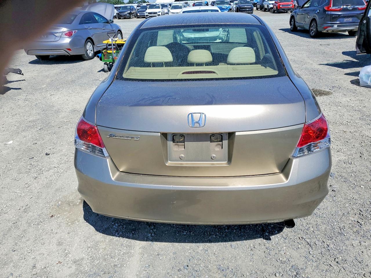 2009 HONDA ACCORD LX photo 16
