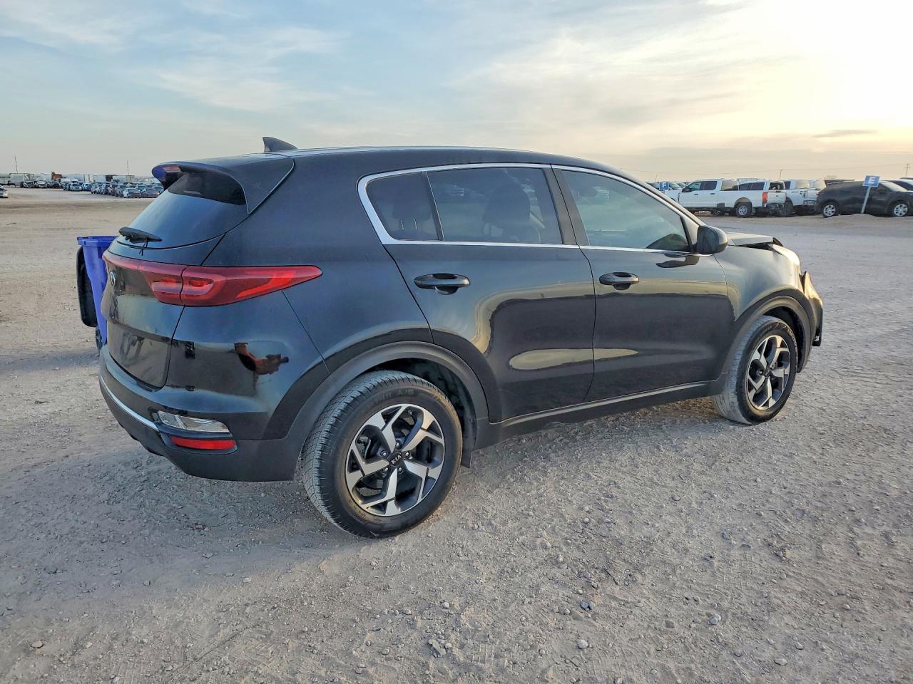2020 KIA SPORTAGE LX photo 5