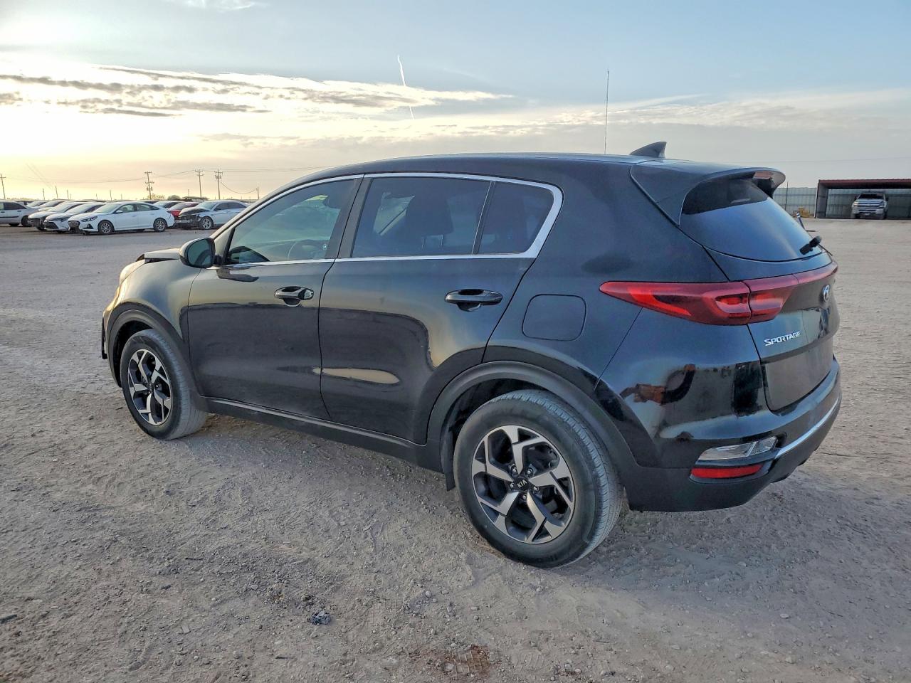2020 KIA SPORTAGE LX photo 3