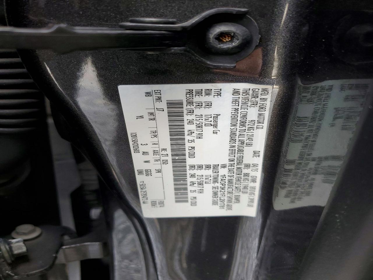 2015 FORD FOCUS SE photo 23