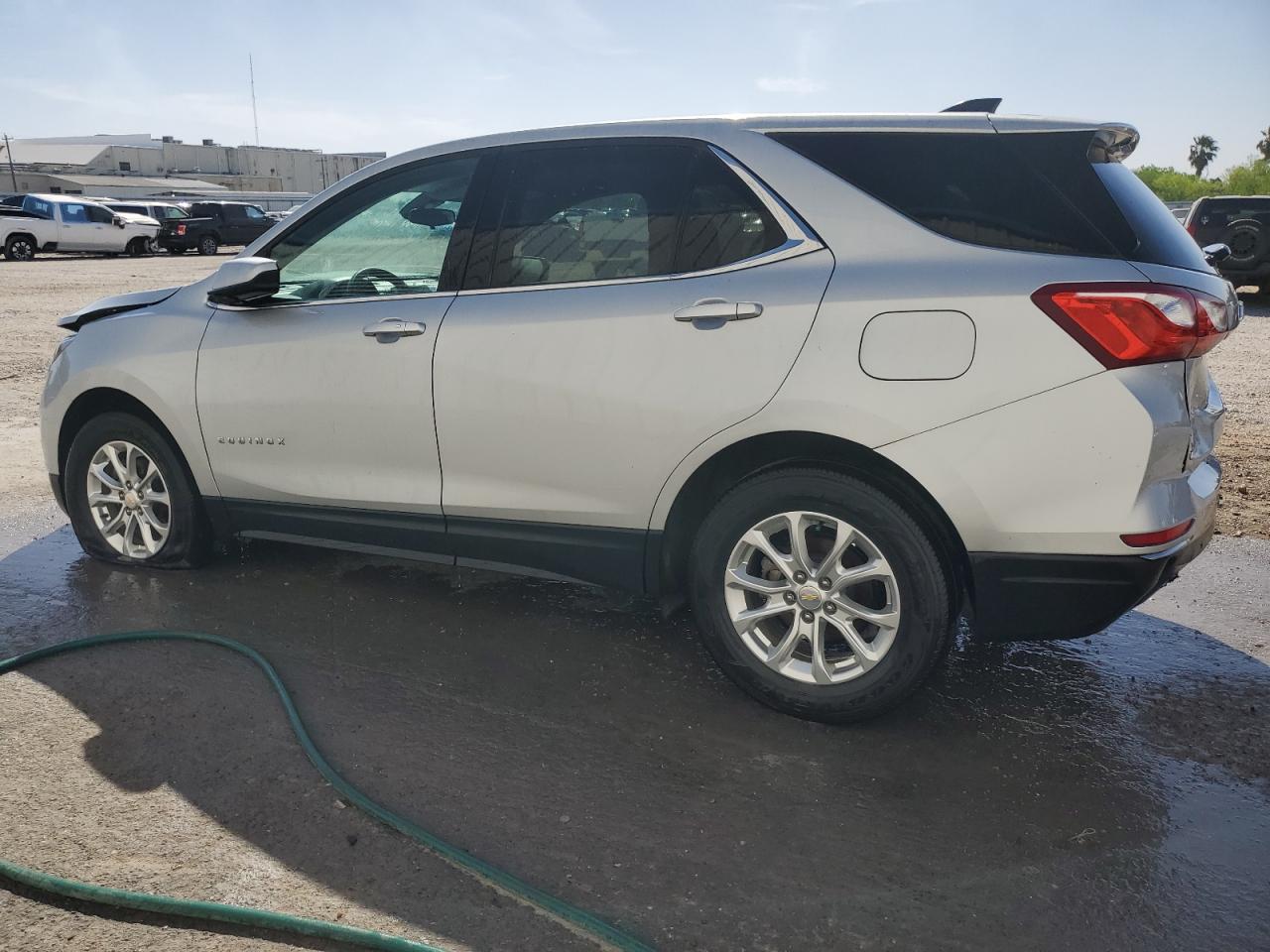 2020 CHEVROLET EQUINOX LT photo 3