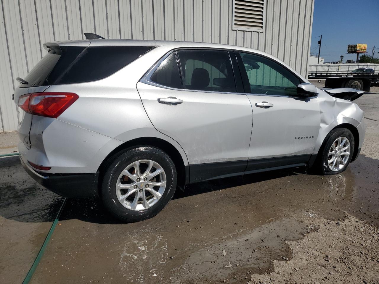 2020 CHEVROLET EQUINOX LT photo 5