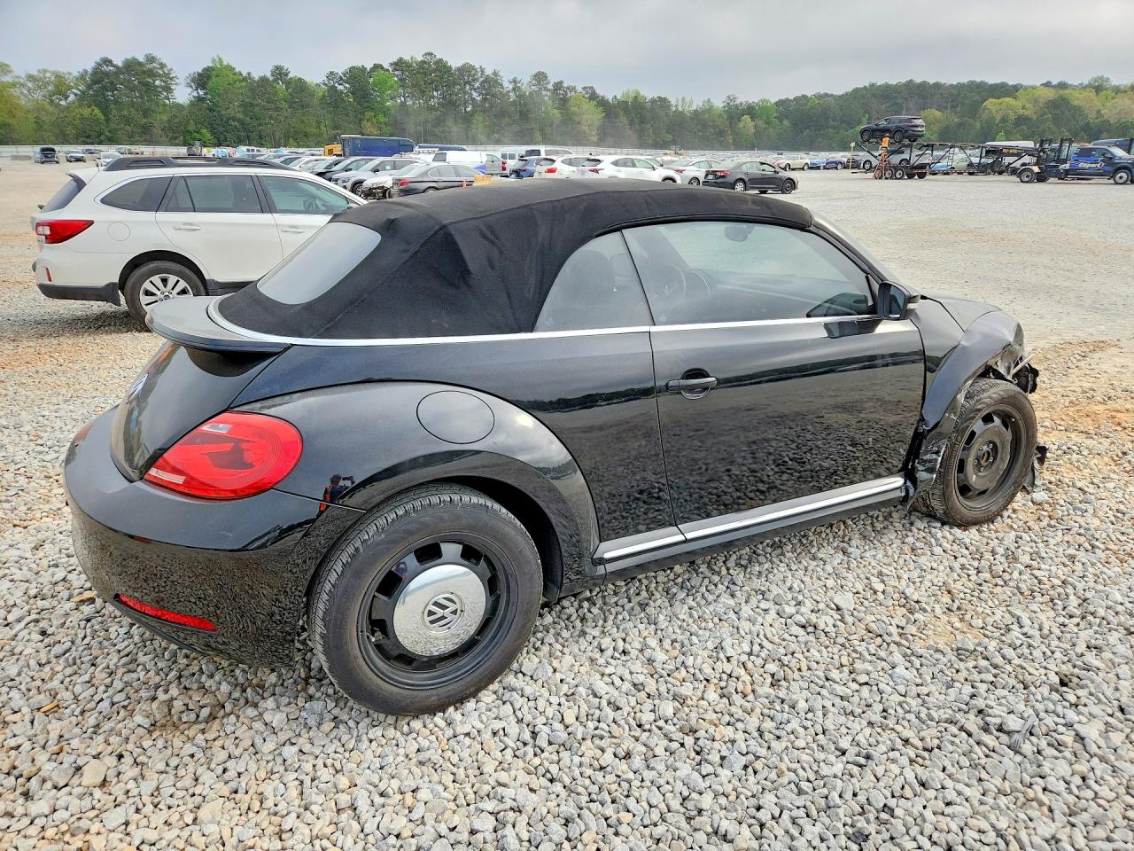 2014 VOLKSWAGEN BEETLE photo 5