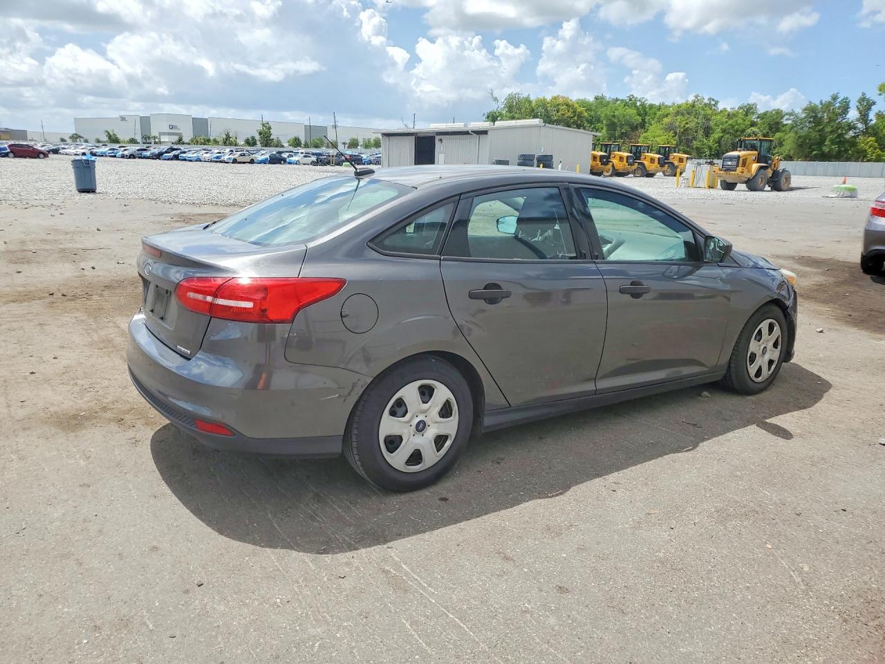 2015 FORD FOCUS S photo 5