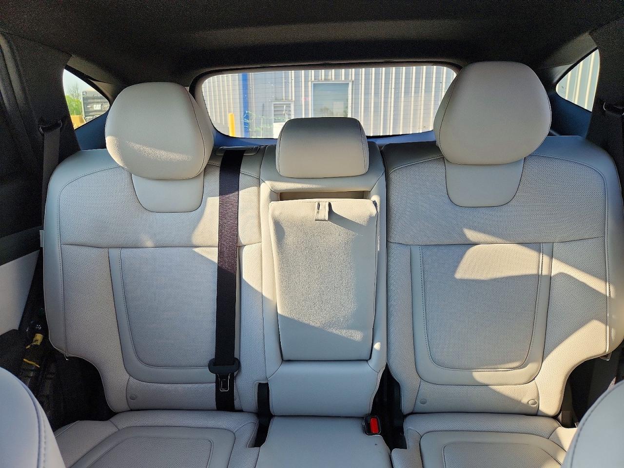 2026 HYUNDAI TUCSON LIMITED photo 10
