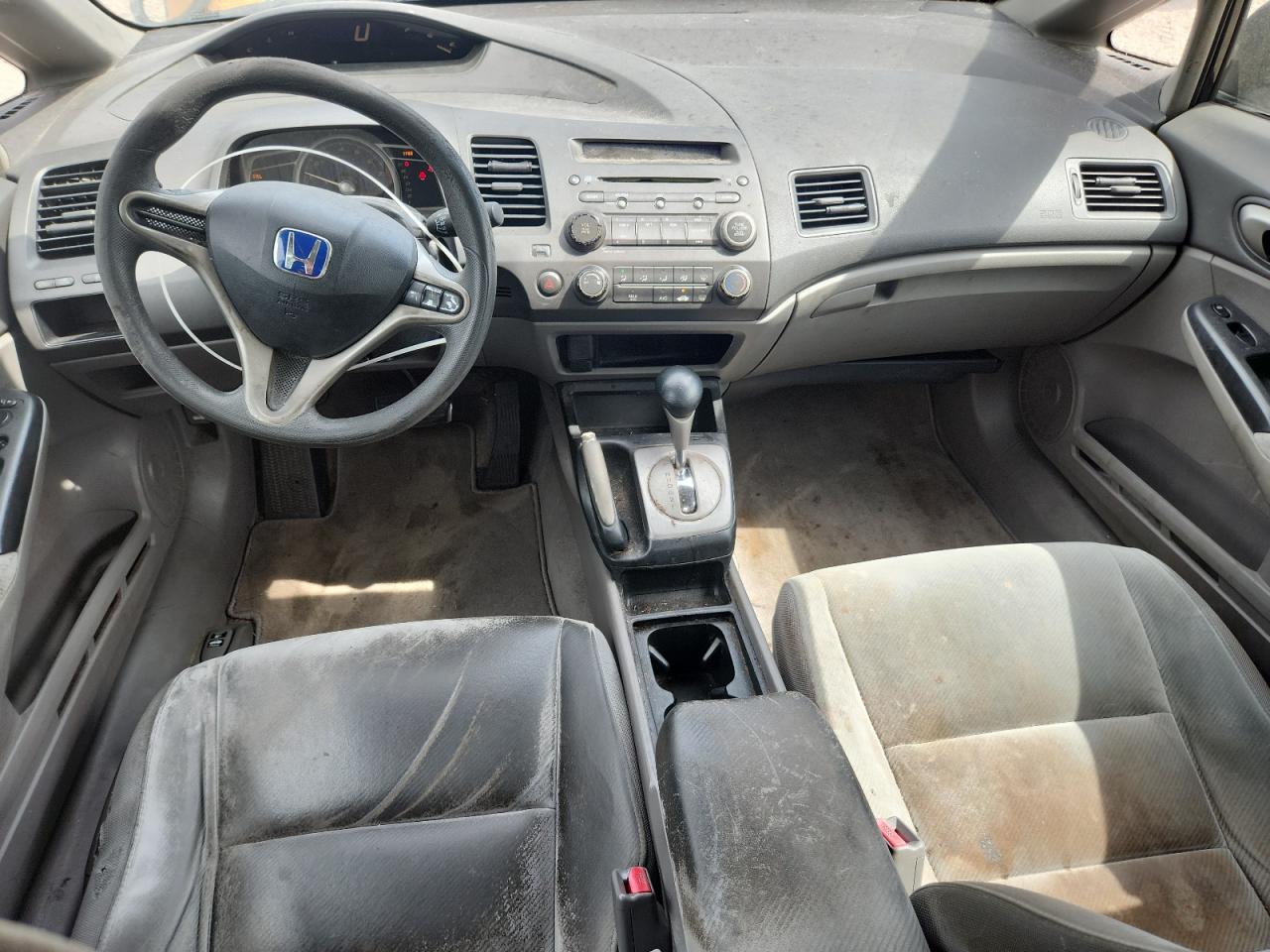 2011 HONDA CIVIC LX photo 22