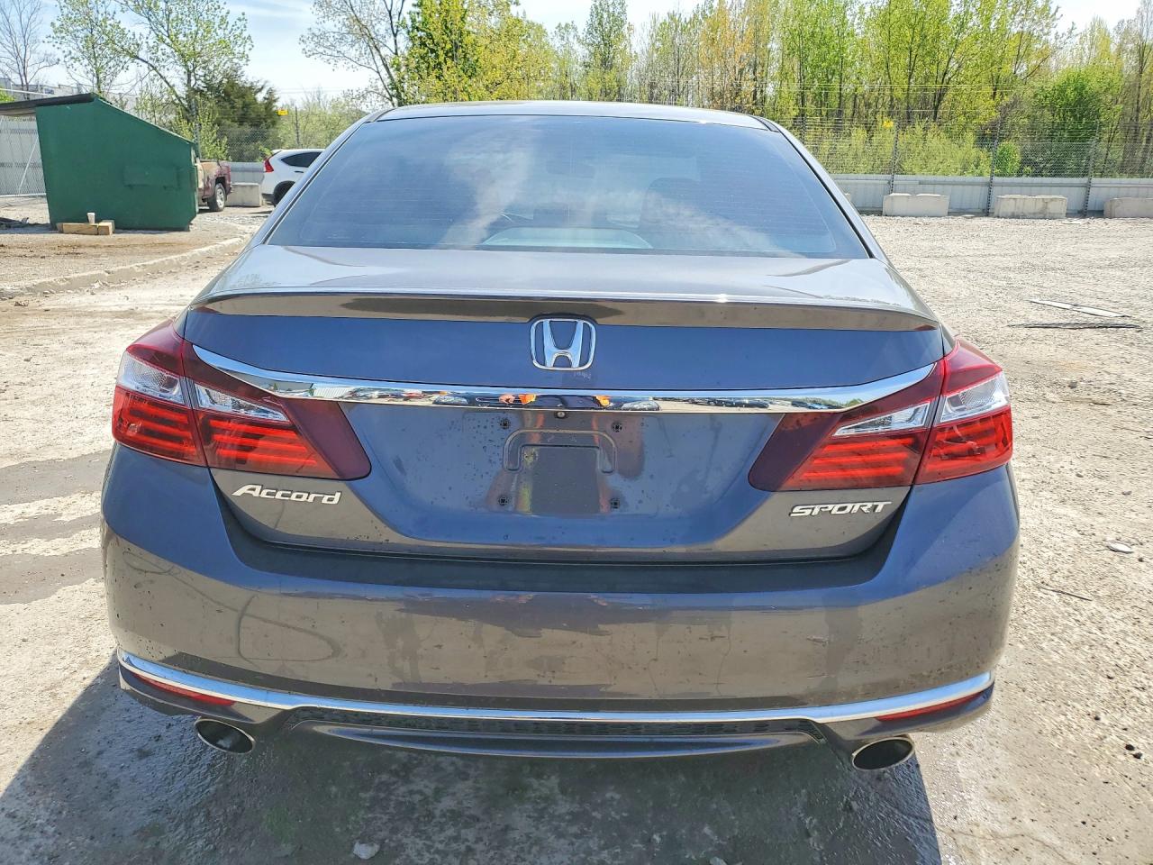 2017 HONDA ACCORD SPORT photo 11