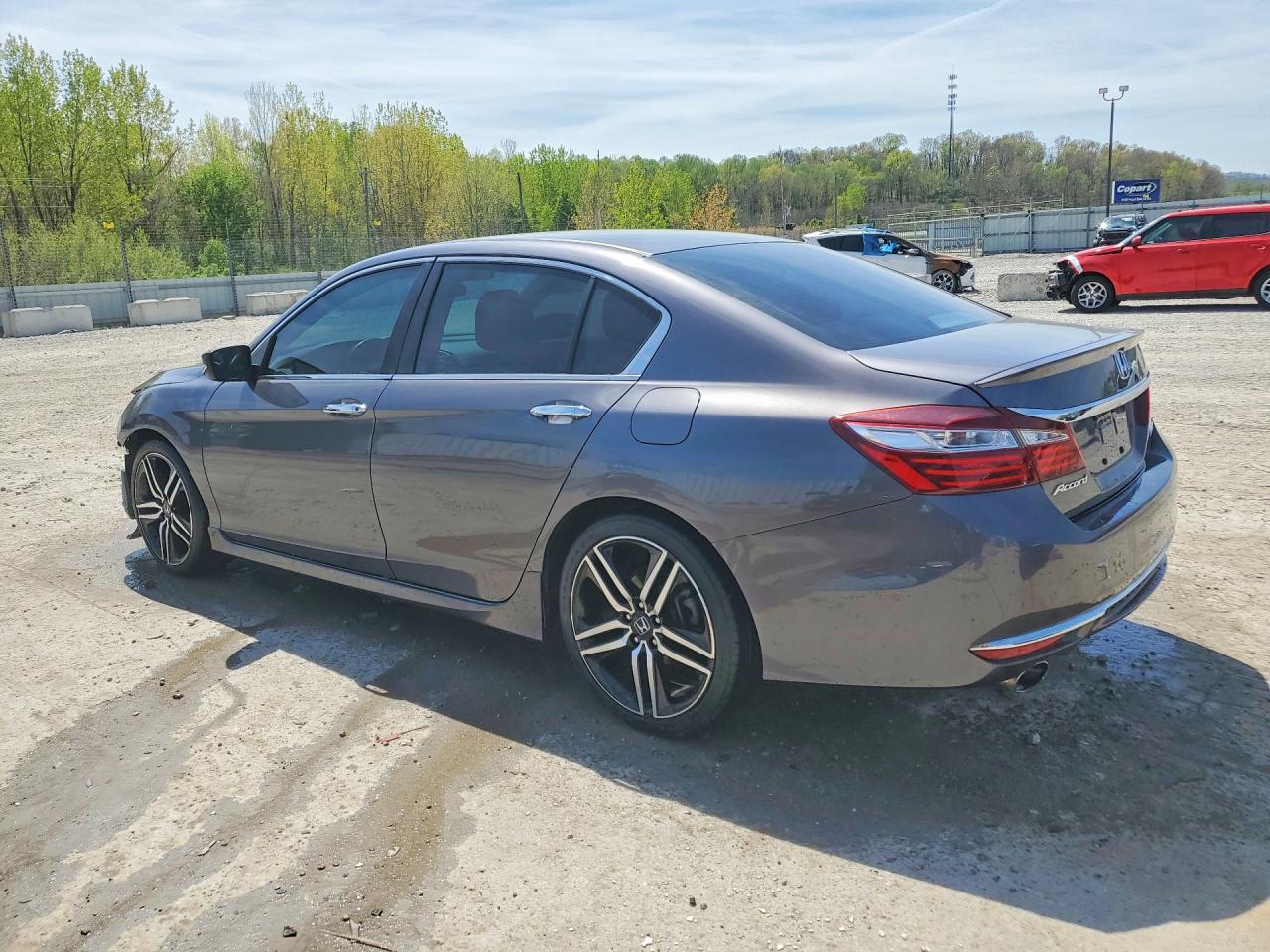 2017 HONDA ACCORD SPORT photo 3