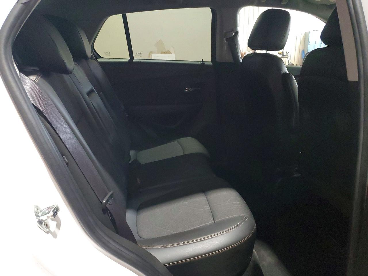 2018 CHEVROLET TRAX 1LT photo 11