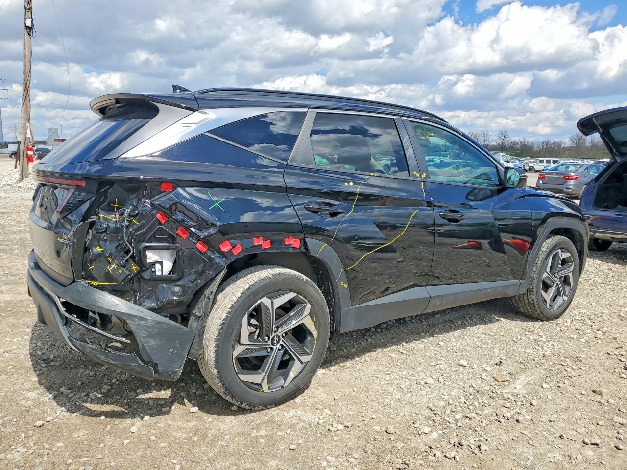 2024 HYUNDAI TUCSON SEL photo 3