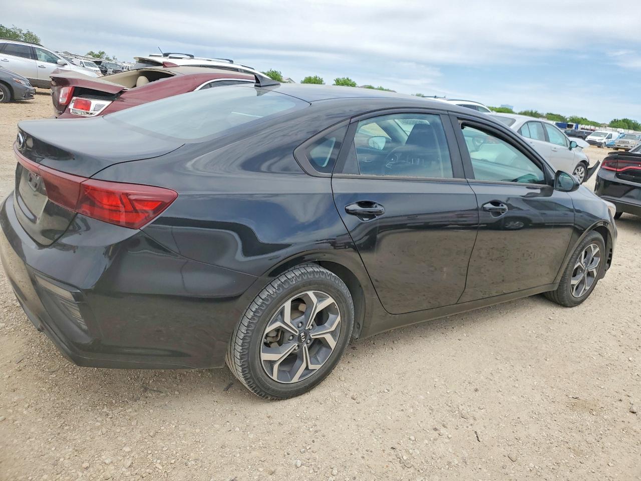 2020 KIA FORTE LXS photo 5