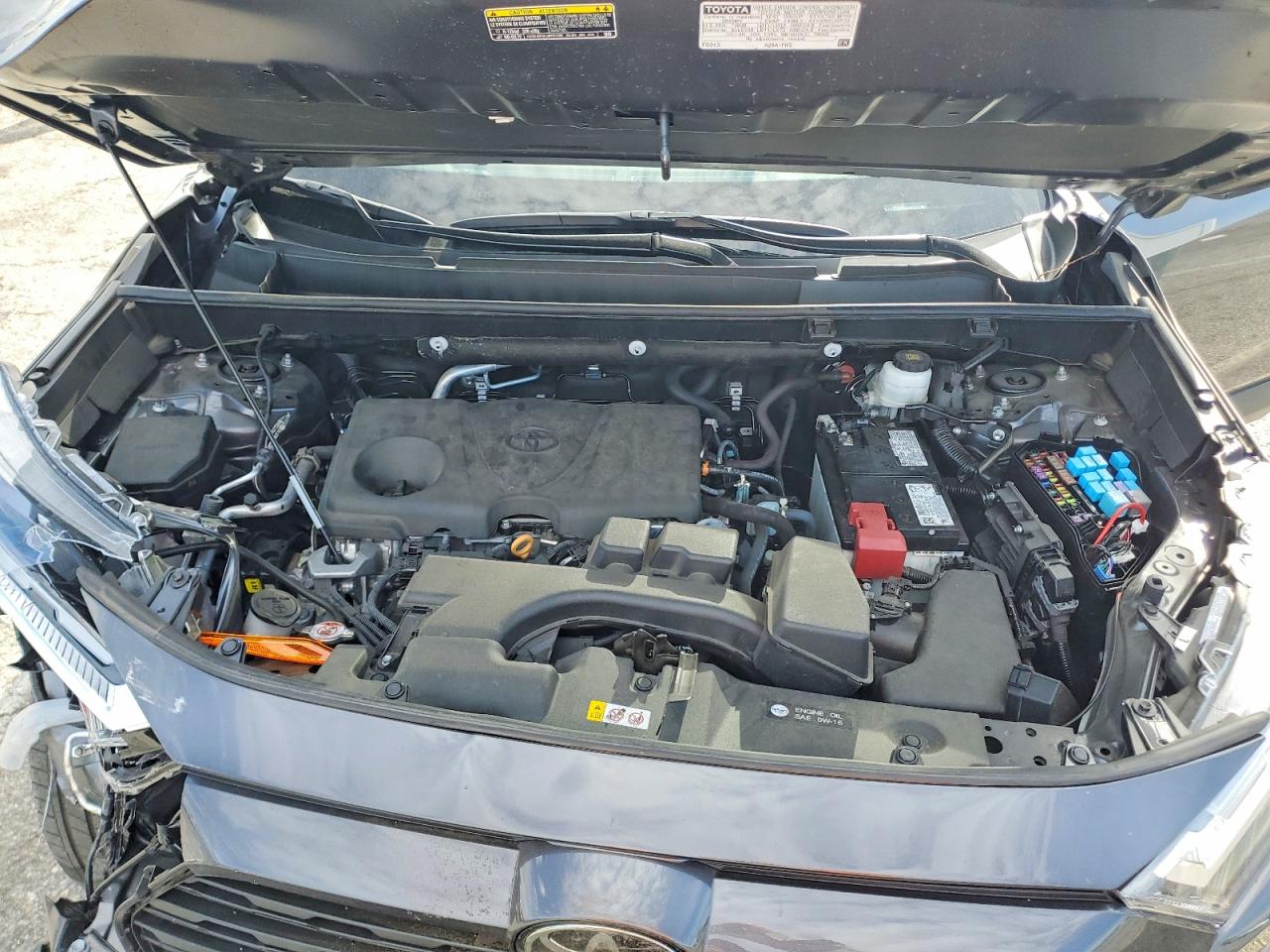 2025 TOYOTA RAV4 XLE PREMIUM photo 23