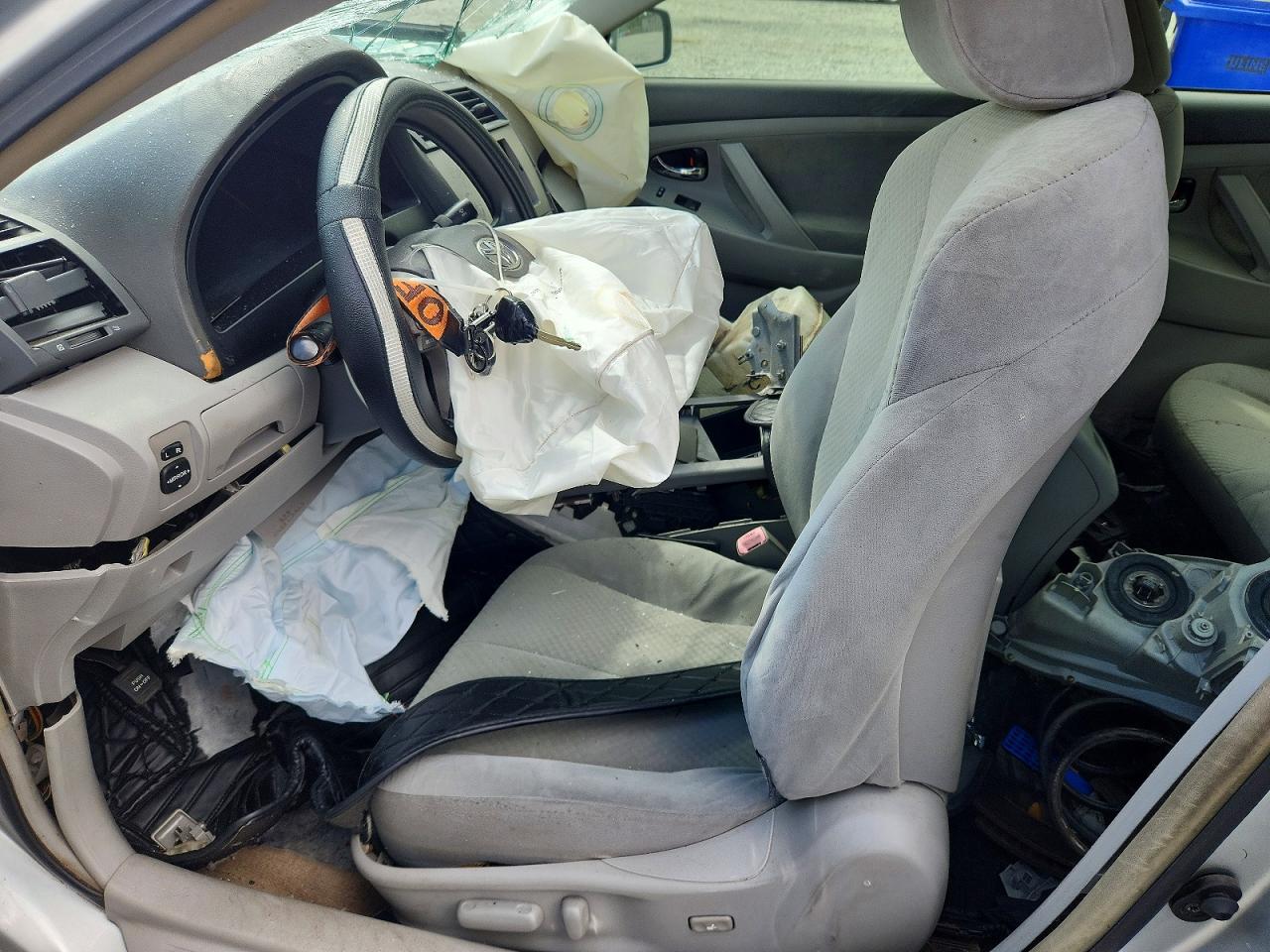 2007 TOYOTA CAMRY LE photo 13