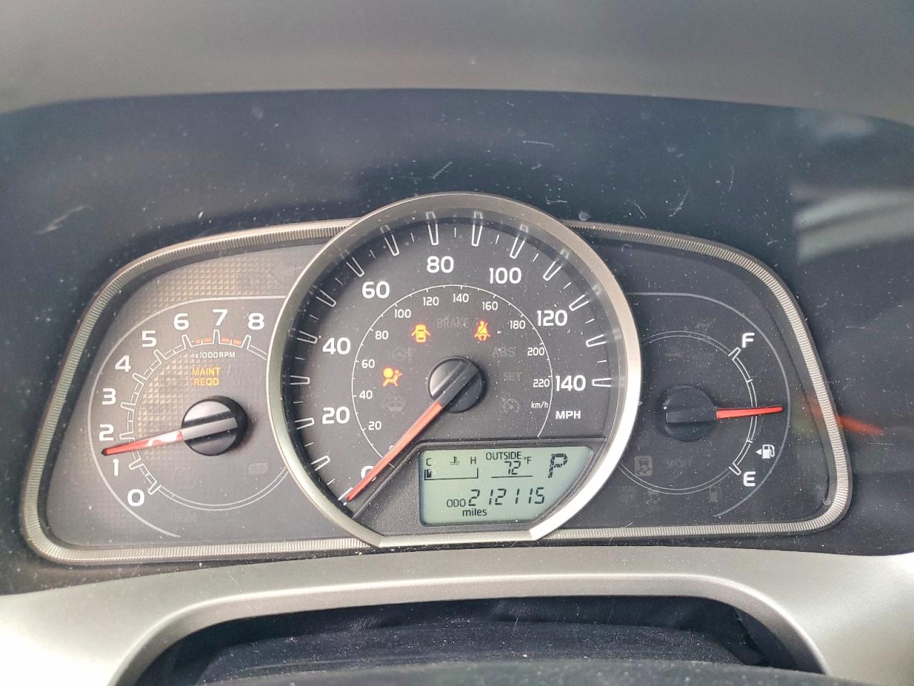 2013 TOYOTA RAV4 XLE photo 17