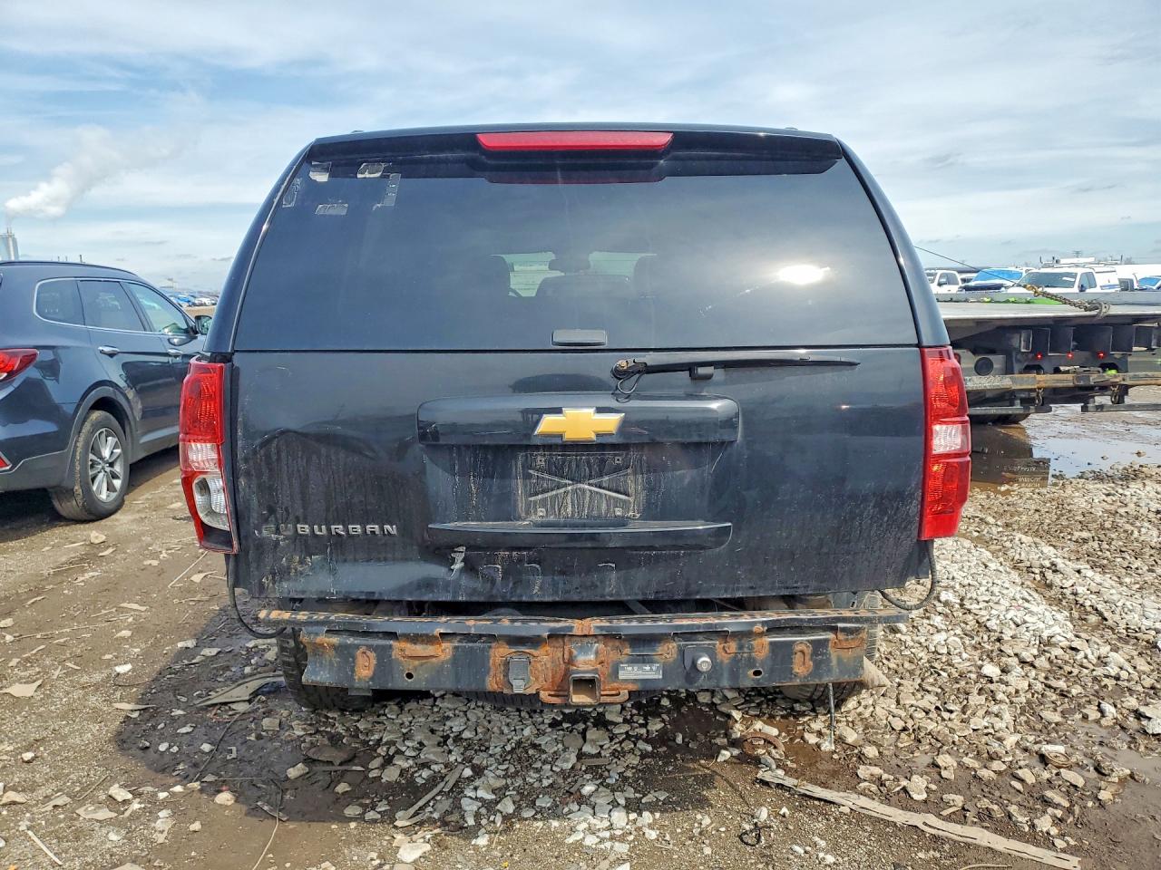 2013 CHEVROLET SUBURBAN K1500 LT photo 11