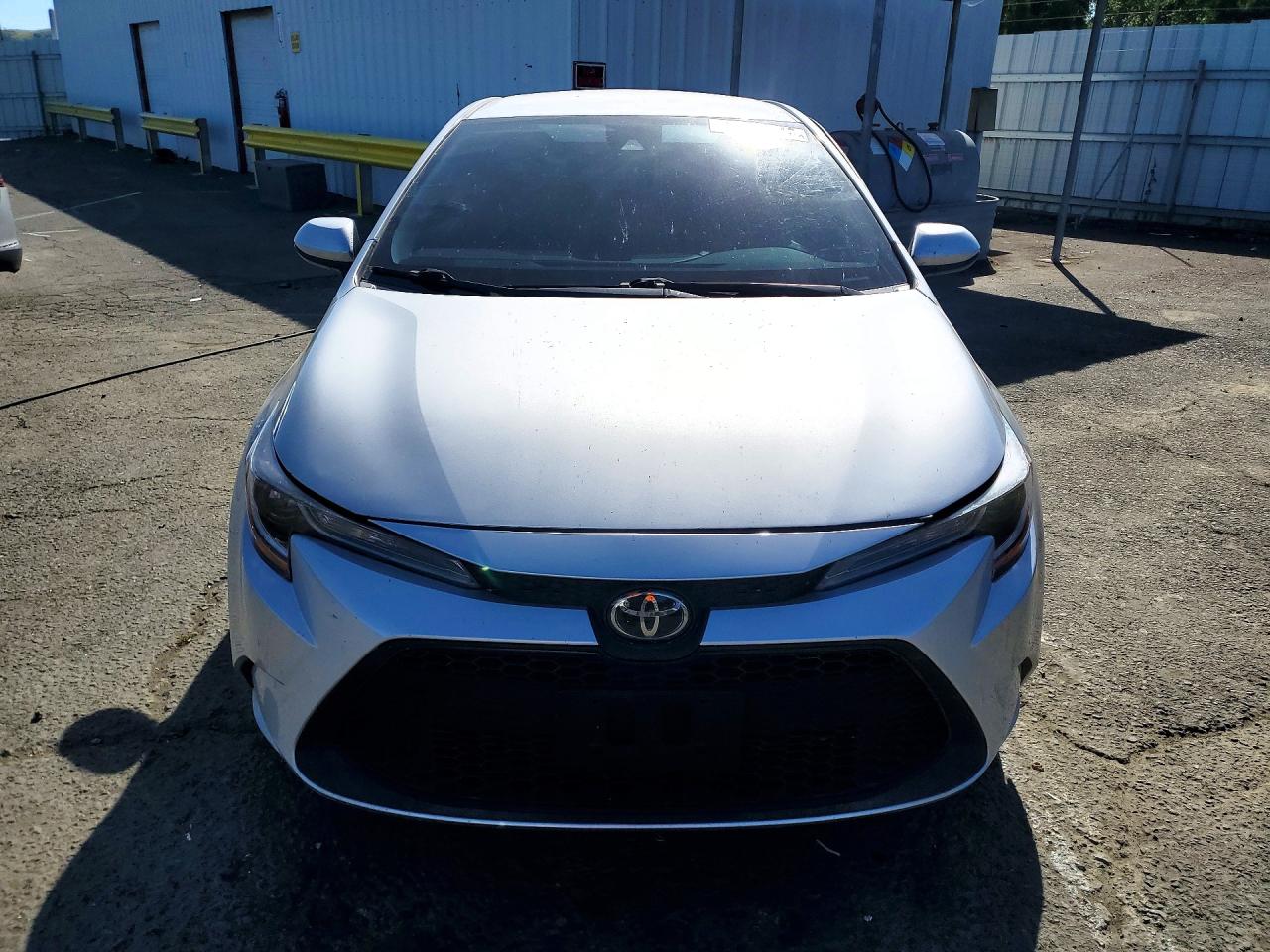 2021 TOYOTA COROLLA LE photo 9