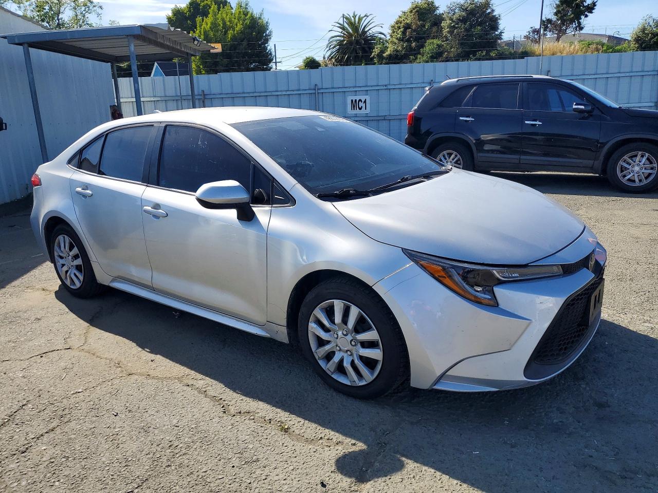 2021 TOYOTA COROLLA LE photo 7