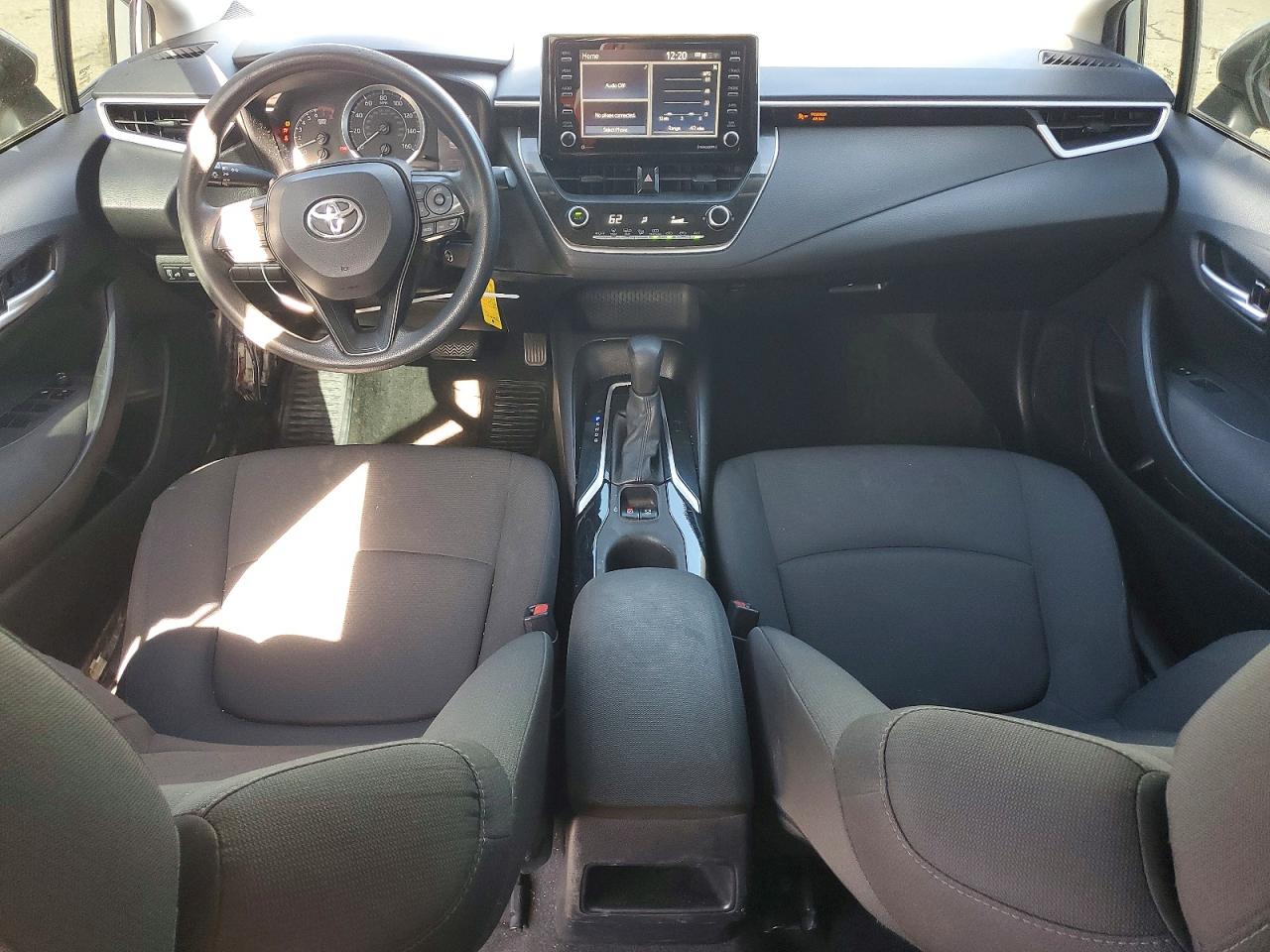 2021 TOYOTA COROLLA LE photo 15