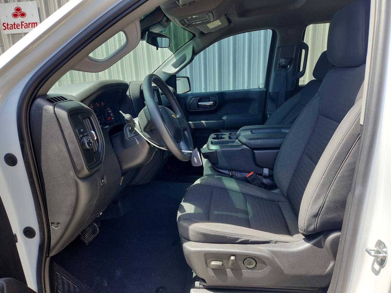 2023 CHEVROLET SILVERADO C1500 CUSTOM photo 13