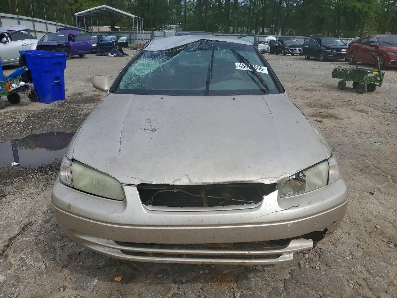 1997 TOYOTA CAMRY LE photo 13