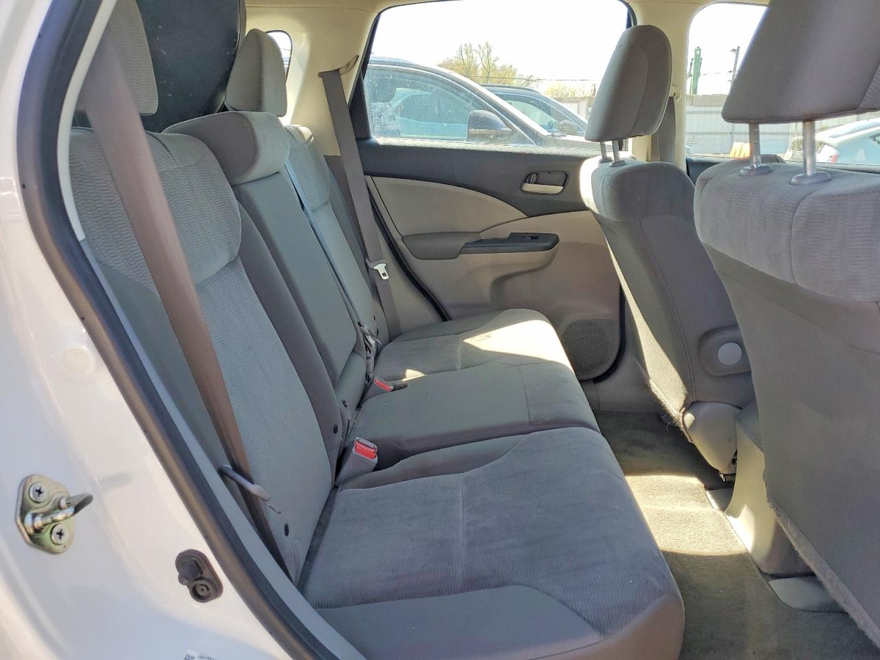 2014 HONDA CR-V LX photo 31