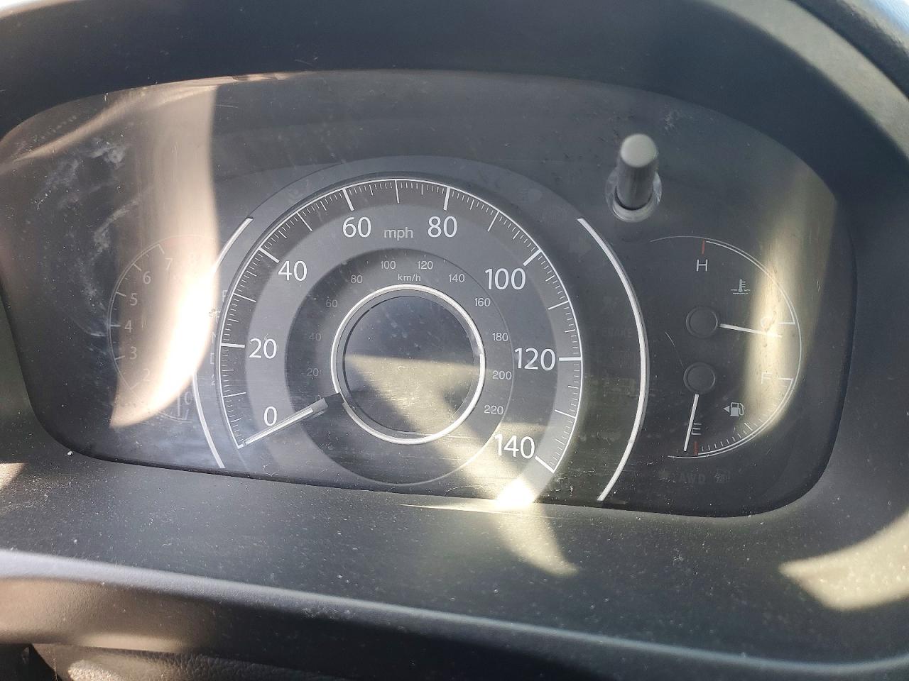 2014 HONDA CR-V LX photo 25