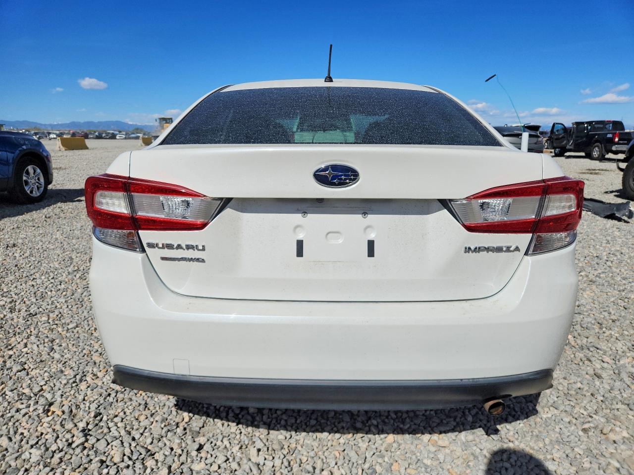 2019 SUBARU IMPREZA photo 6
