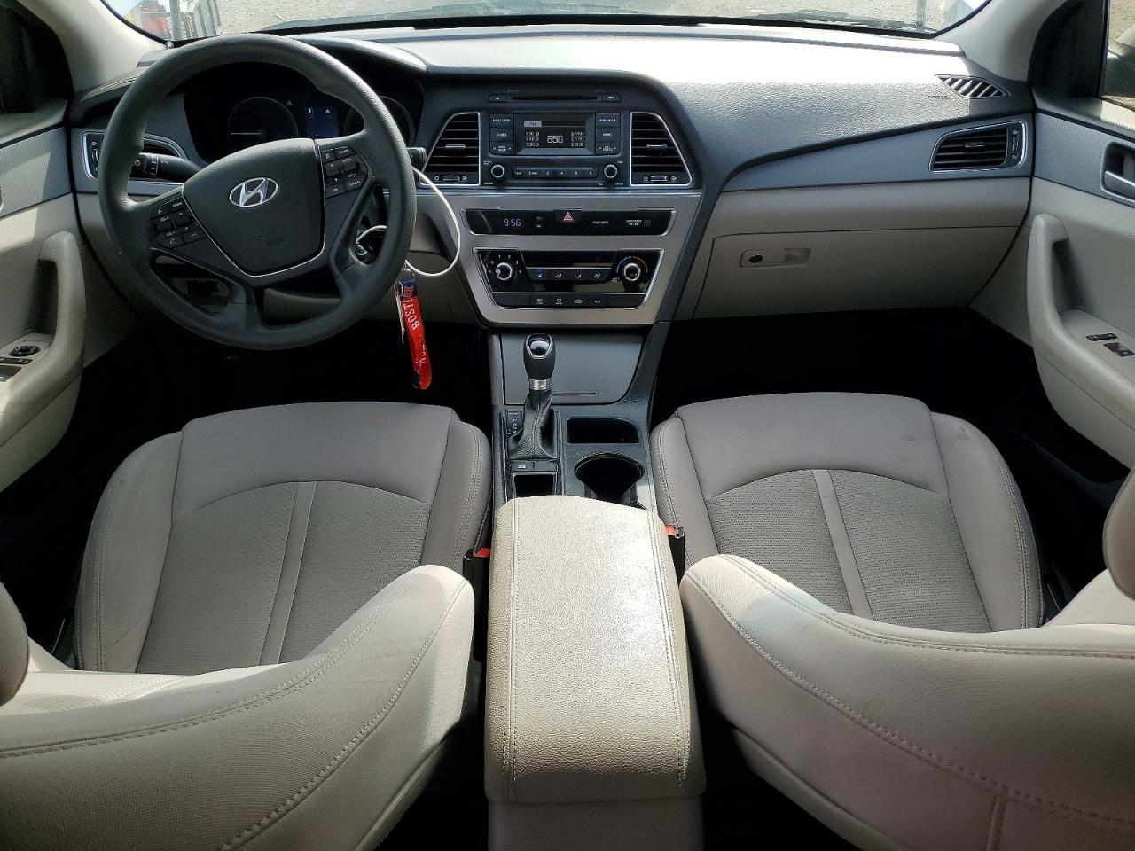 2017 HYUNDAI SONATA BASE photo 15