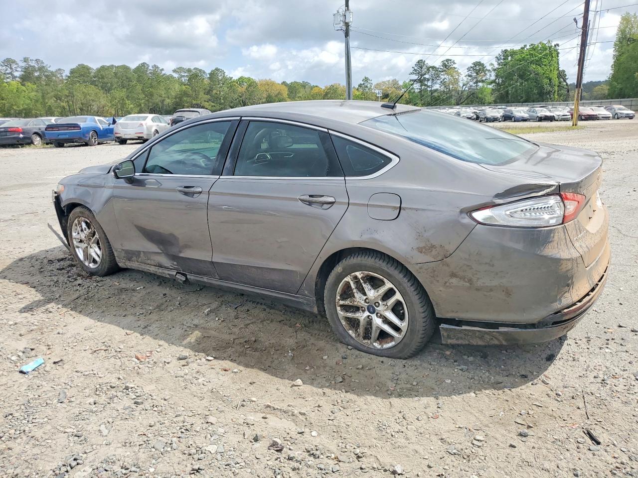 2013 FORD FUSION SE photo 3