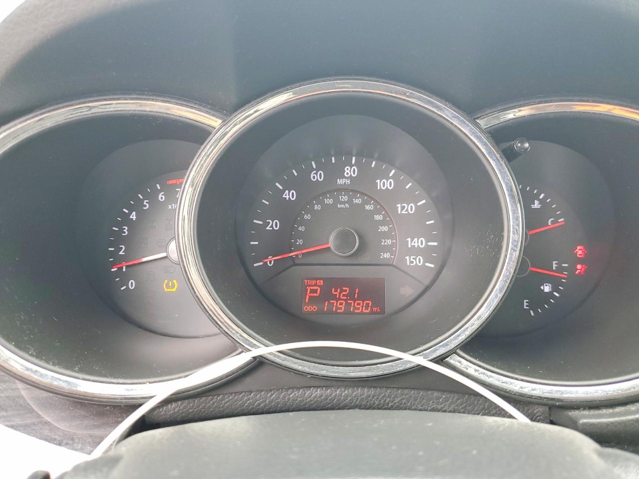 2013 KIA SORENTO LX photo 17