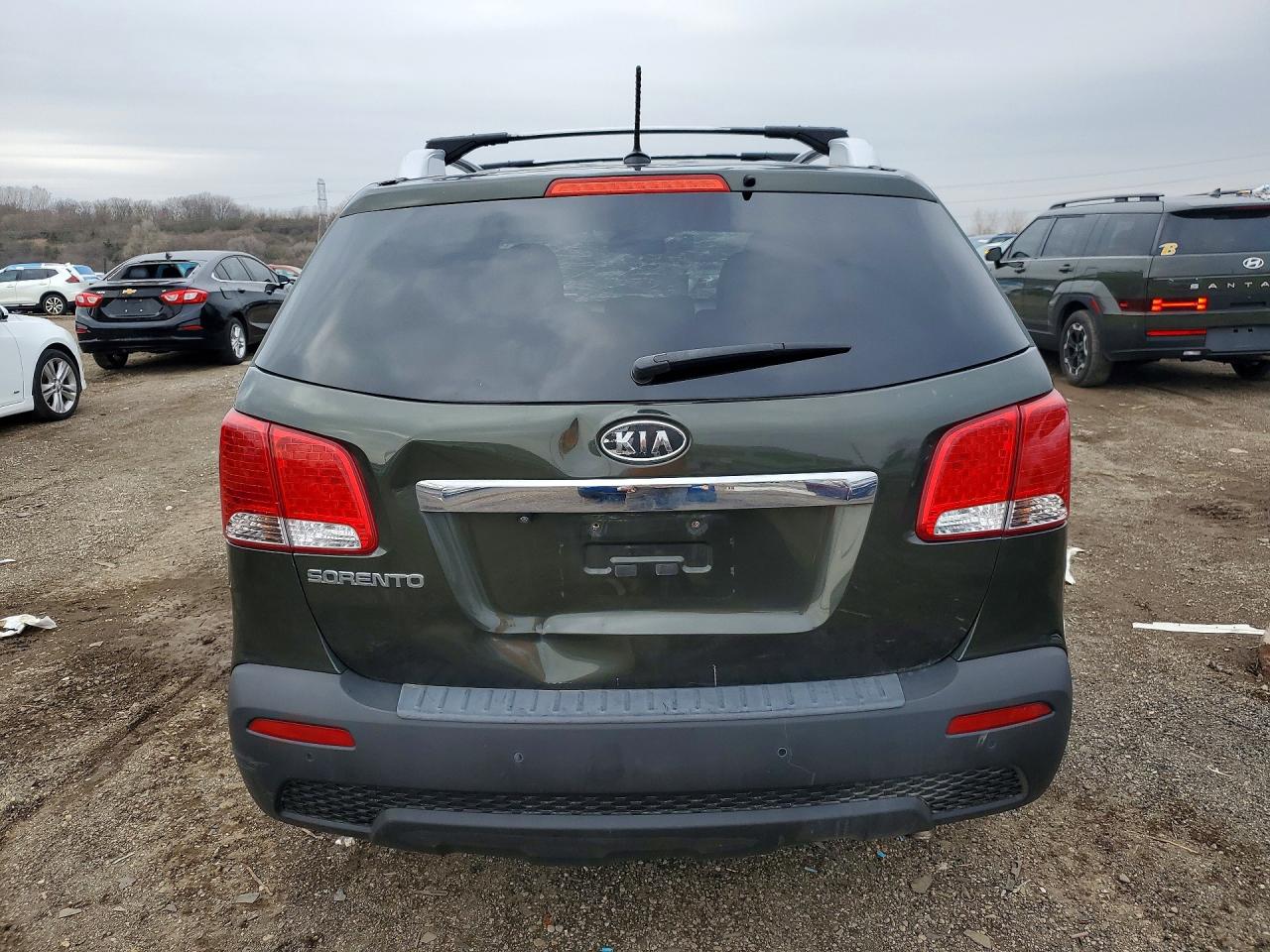 2013 KIA SORENTO LX photo 11